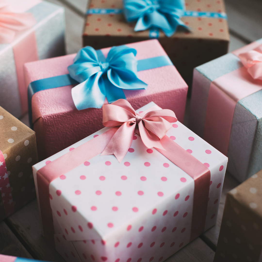 What To Gift Someone Who Is Graduating